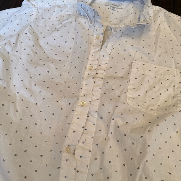 Men's White Short Sleeve Shirt - Picture 5 of 6